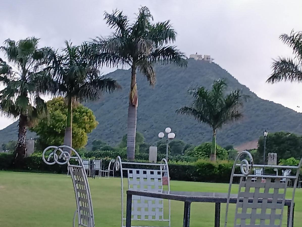 Resorts Country Side - Refined By Nature Pushkar Exterior photo